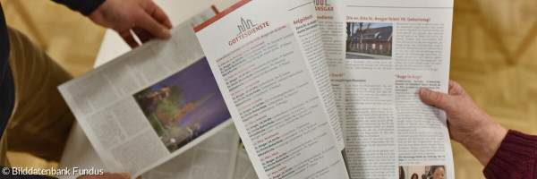 Informationsheft beim Treffen der ehrenamtlichen Redaktion 2